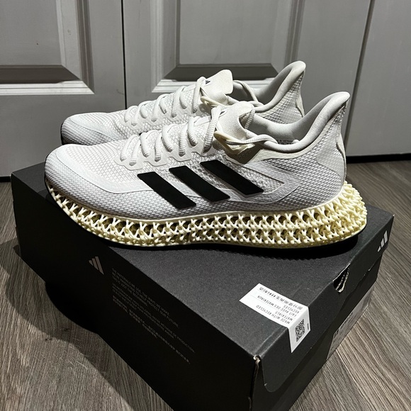 Adidas 4DFWD 2 - Picture 1 of 9